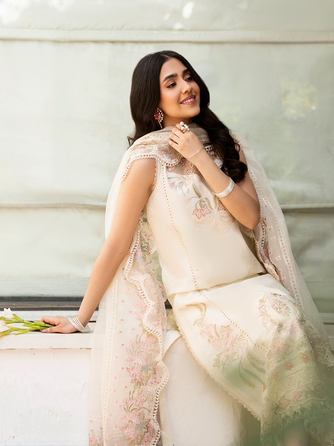 Izel | Mahveen Festive Lawn 25 | KUBRA