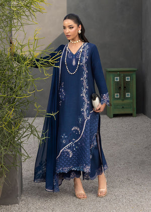 Saira Shakira | Nureh Luxe | Veloura