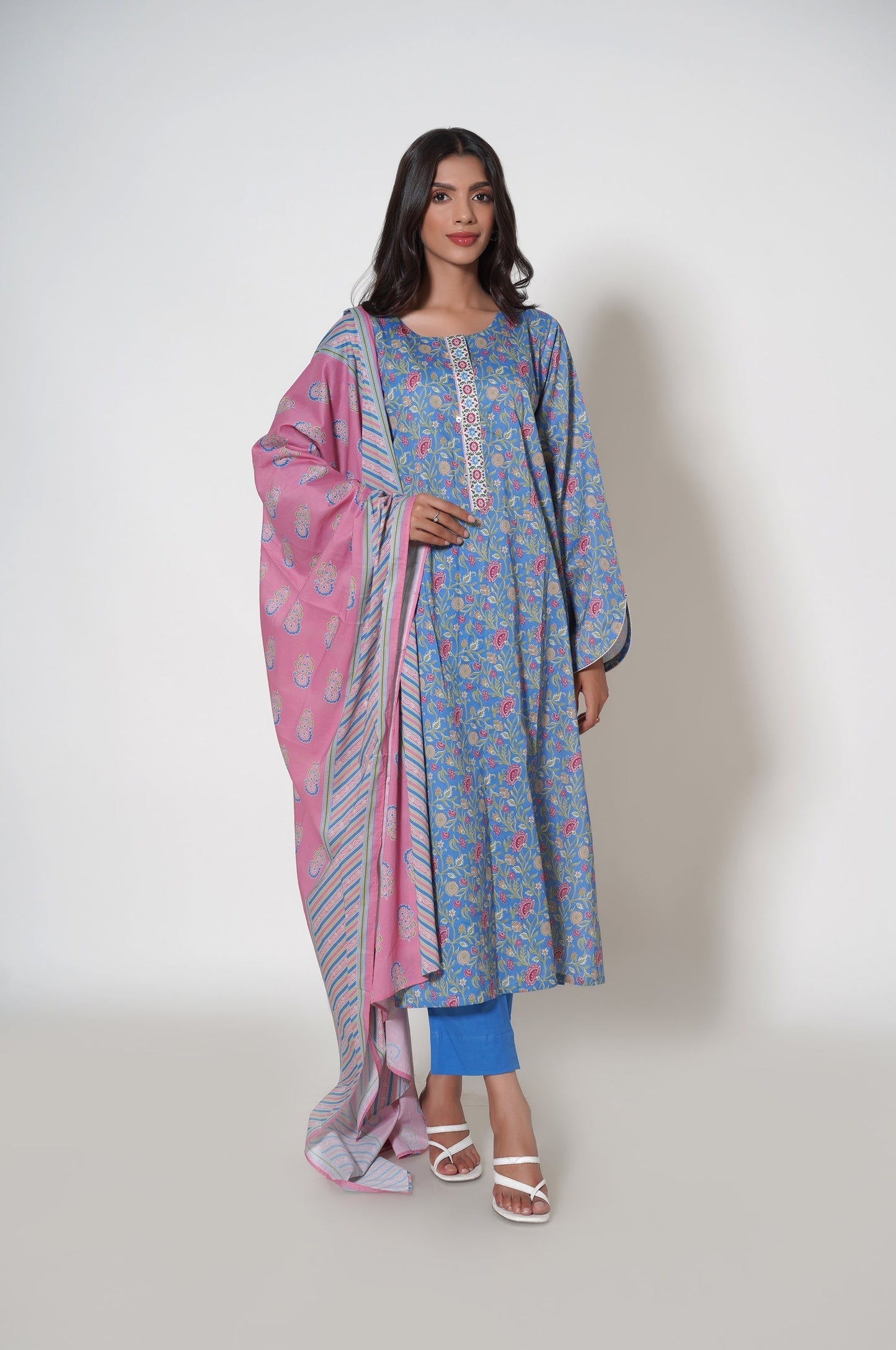 Zeen | Summer Collection 24 | 33627 - House Of Anaya
