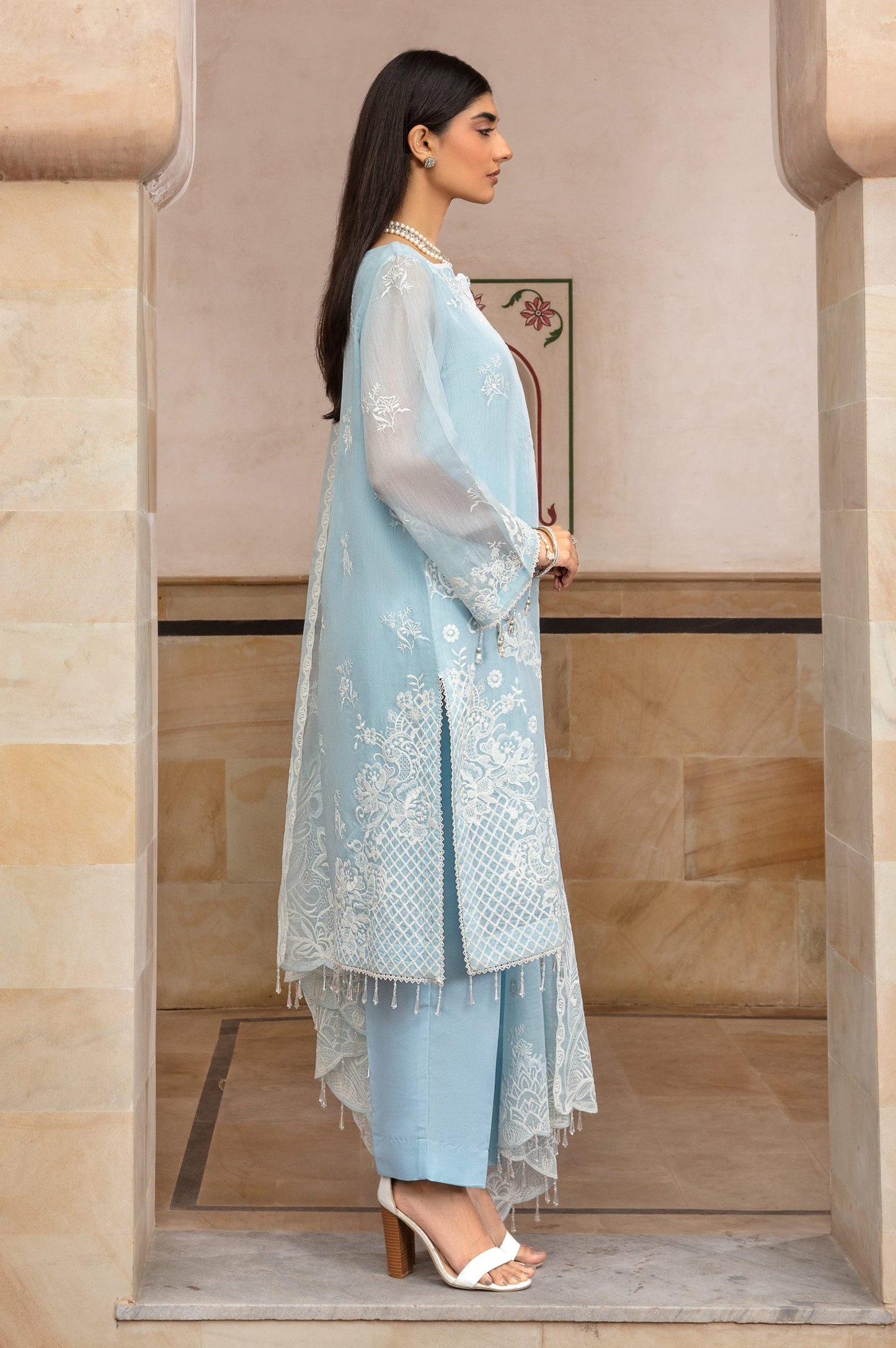 Zeen | Azalea Collection | Ezra