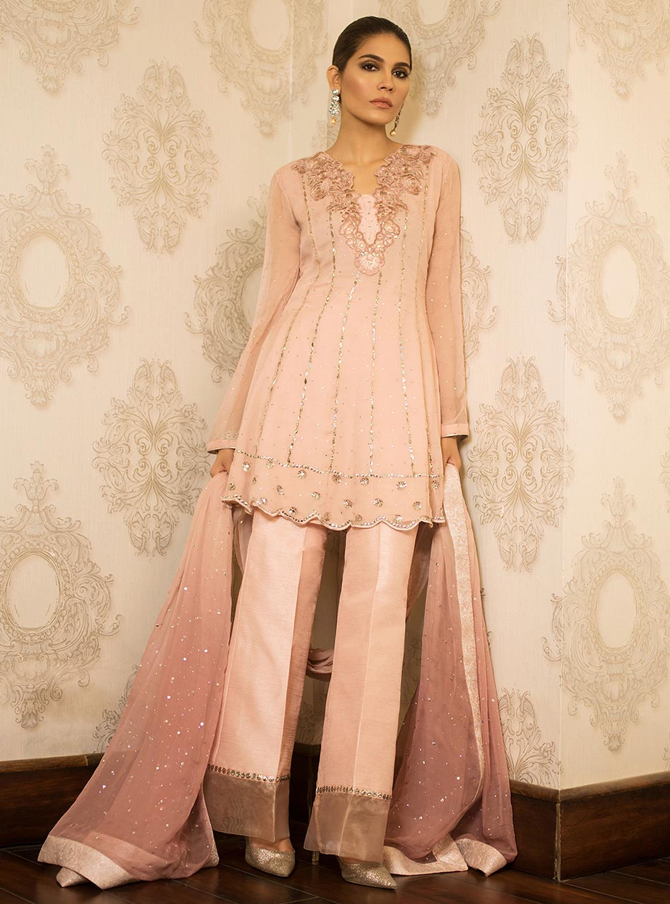 Zainab Chottani | Semi Formals | SILVER ROSALINE