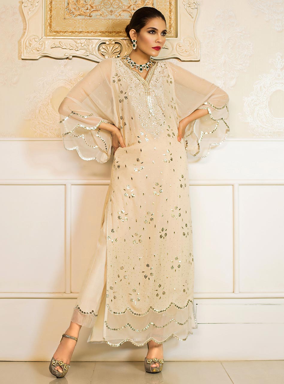 Zainab Chottani | Semi Formals | CRYSTAL DAISY