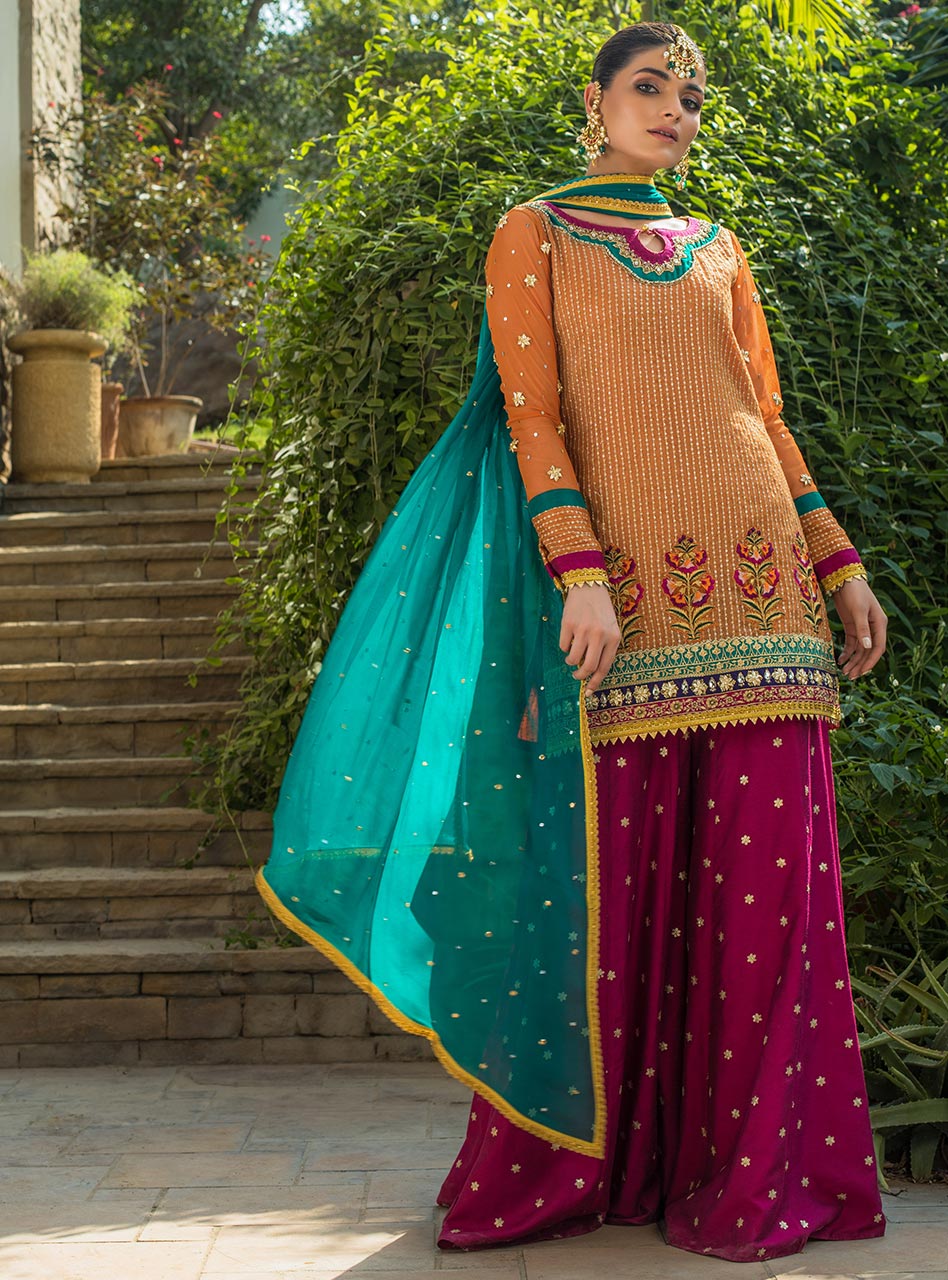 Zainab Chottani | Semi Formals | NOORA - House Of Anaya