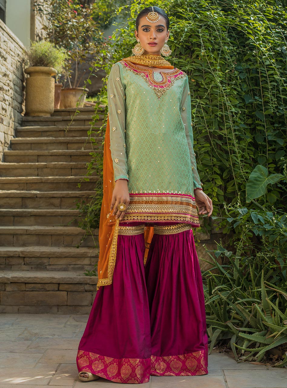 Zainab Chottani | Semi Formals | MEHAK - House Of Anaya
