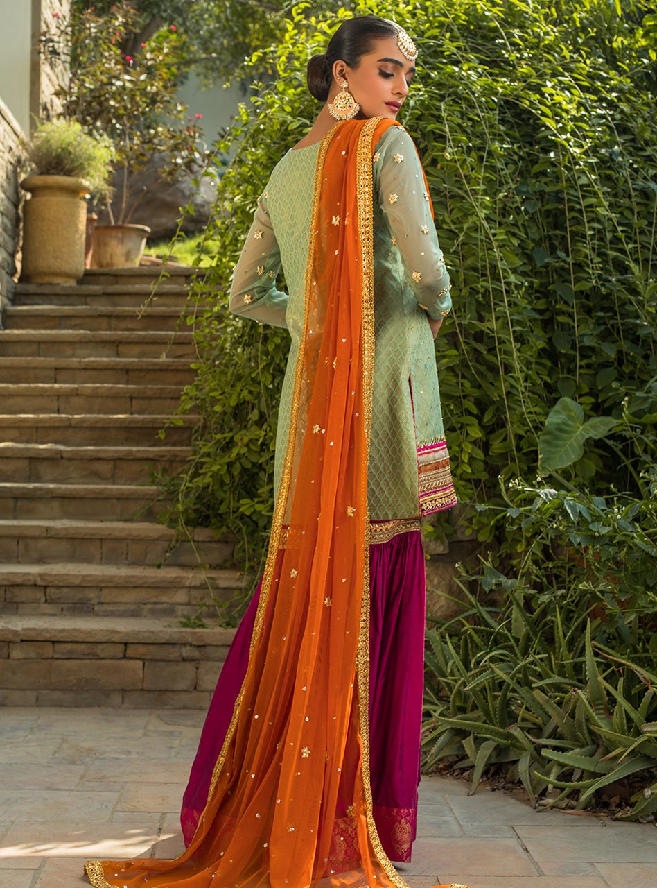 Zainab Chottani | Semi Formals | MEHAK - House Of Anaya