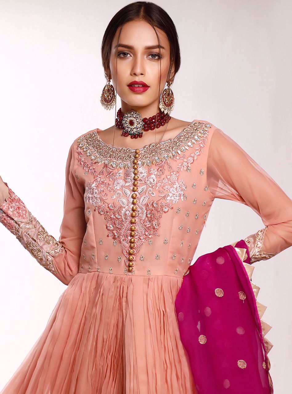 Zainab Chottani | Semi Formals | NAZAKAT