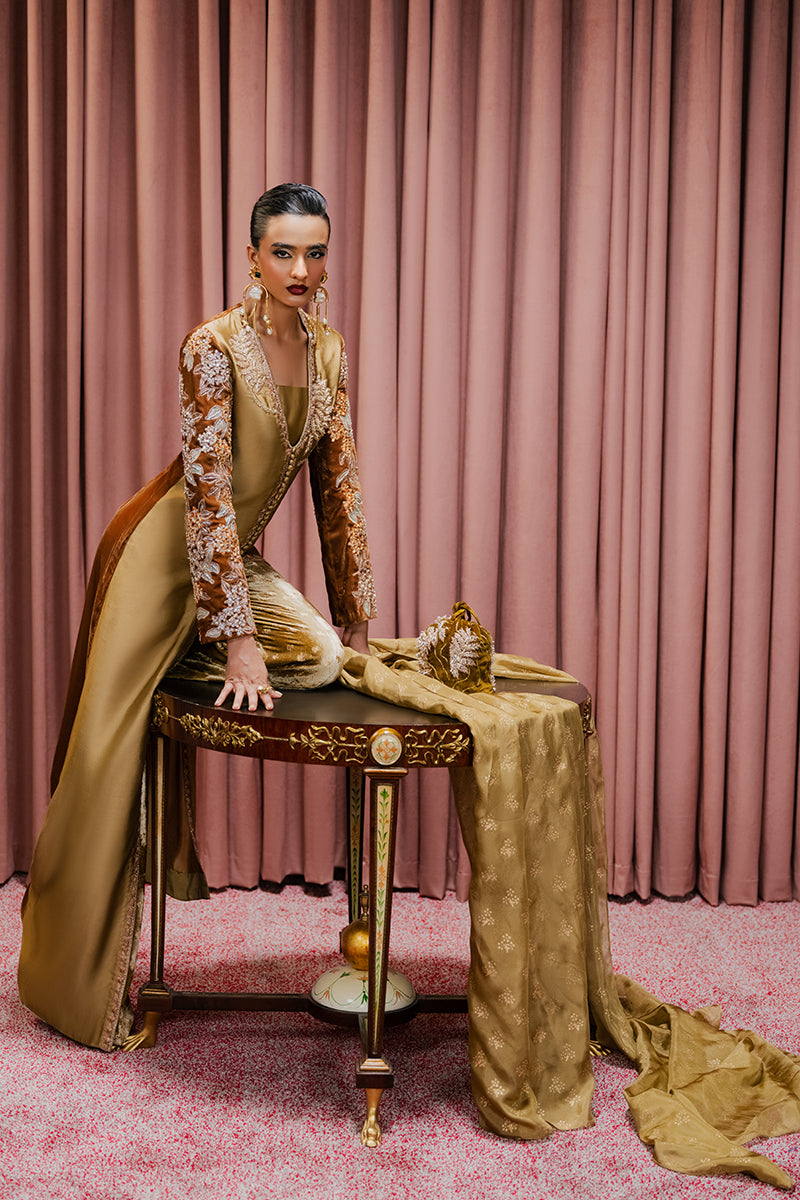 Haute Form | Rose Winter Plush | Heart of Gold - House Of Anaya