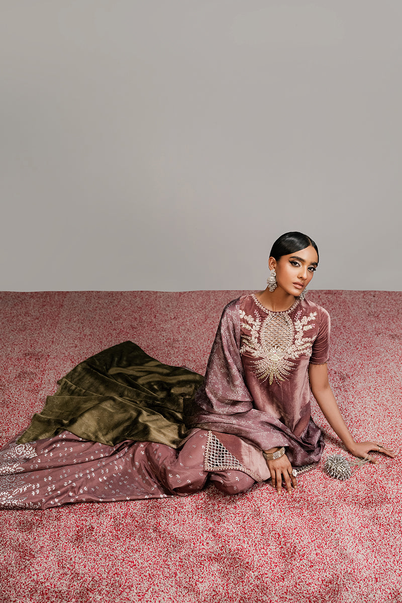 Haute Form | Rose Winter Plush | Seductress - House Of Anaya