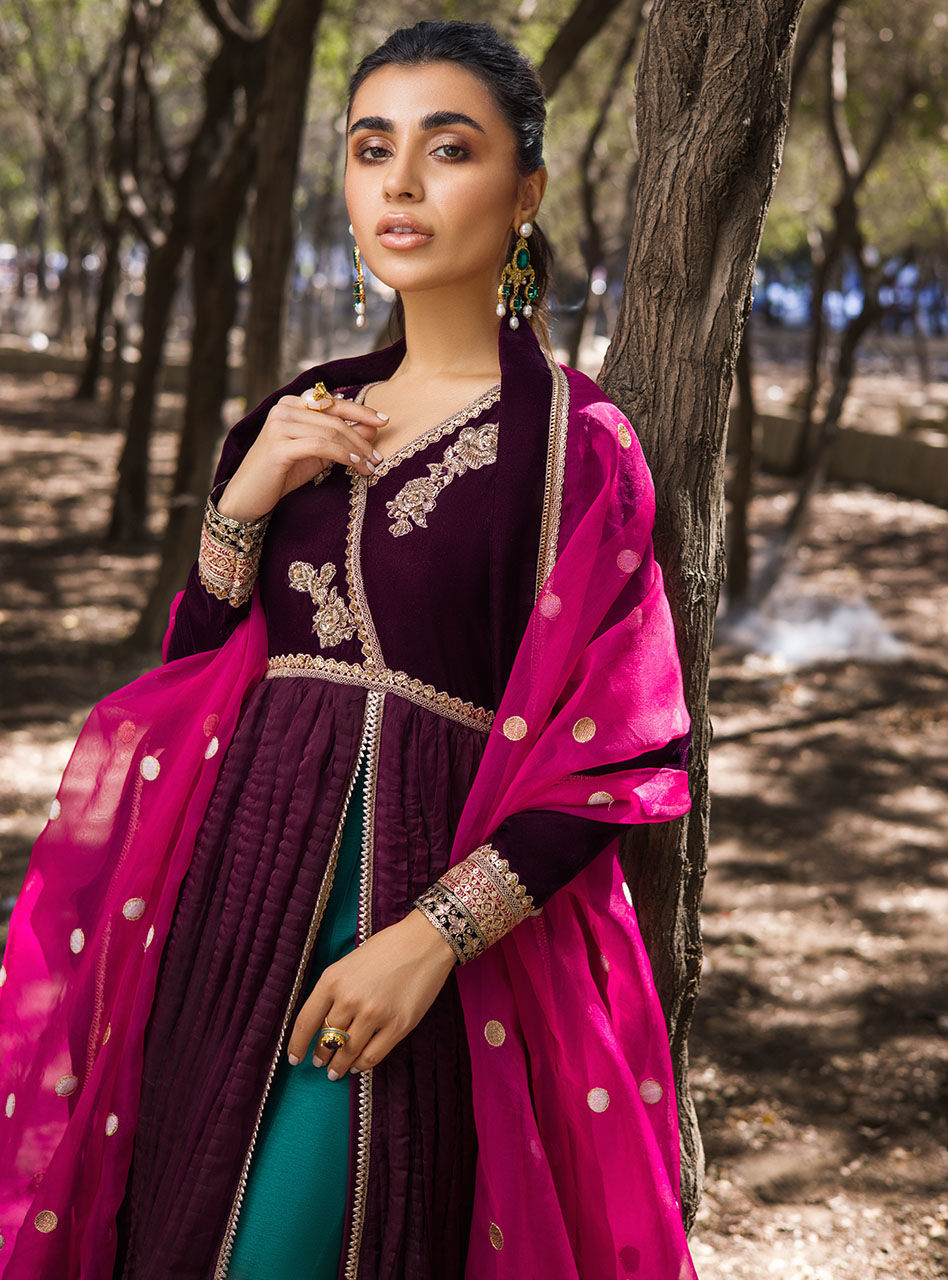 Zainab Chottani | Luxury Pret | MEHRU