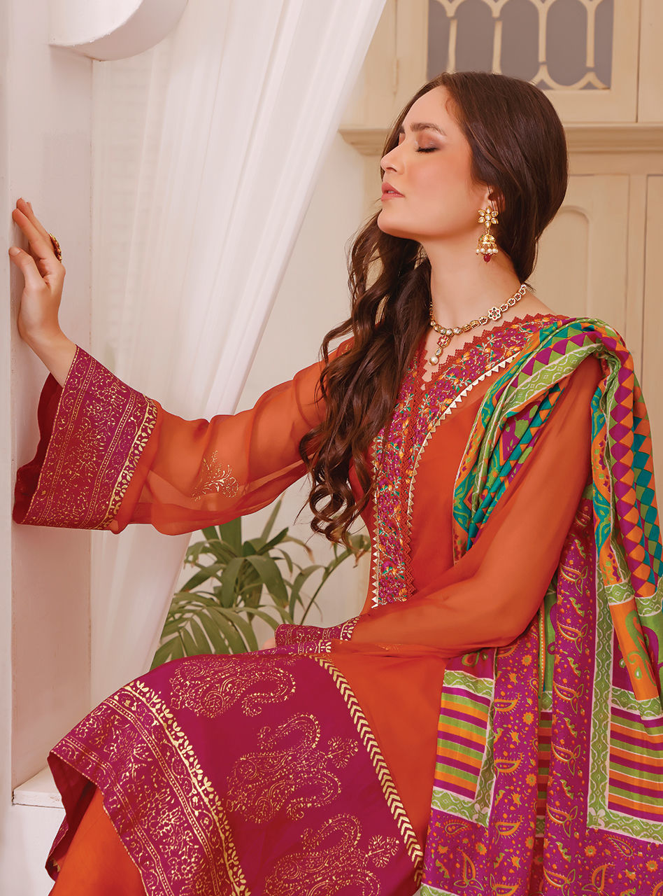 Zainab Chottani | Luxury Pret | FIESTA ROUGE
