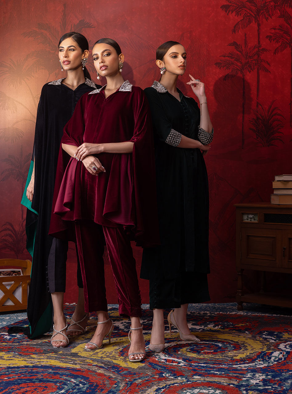 Zainab Chottani | Luxury Pret | SCARLET CRIMSON