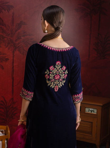 Zainab Chottani | Luxury Pret | AIRA
