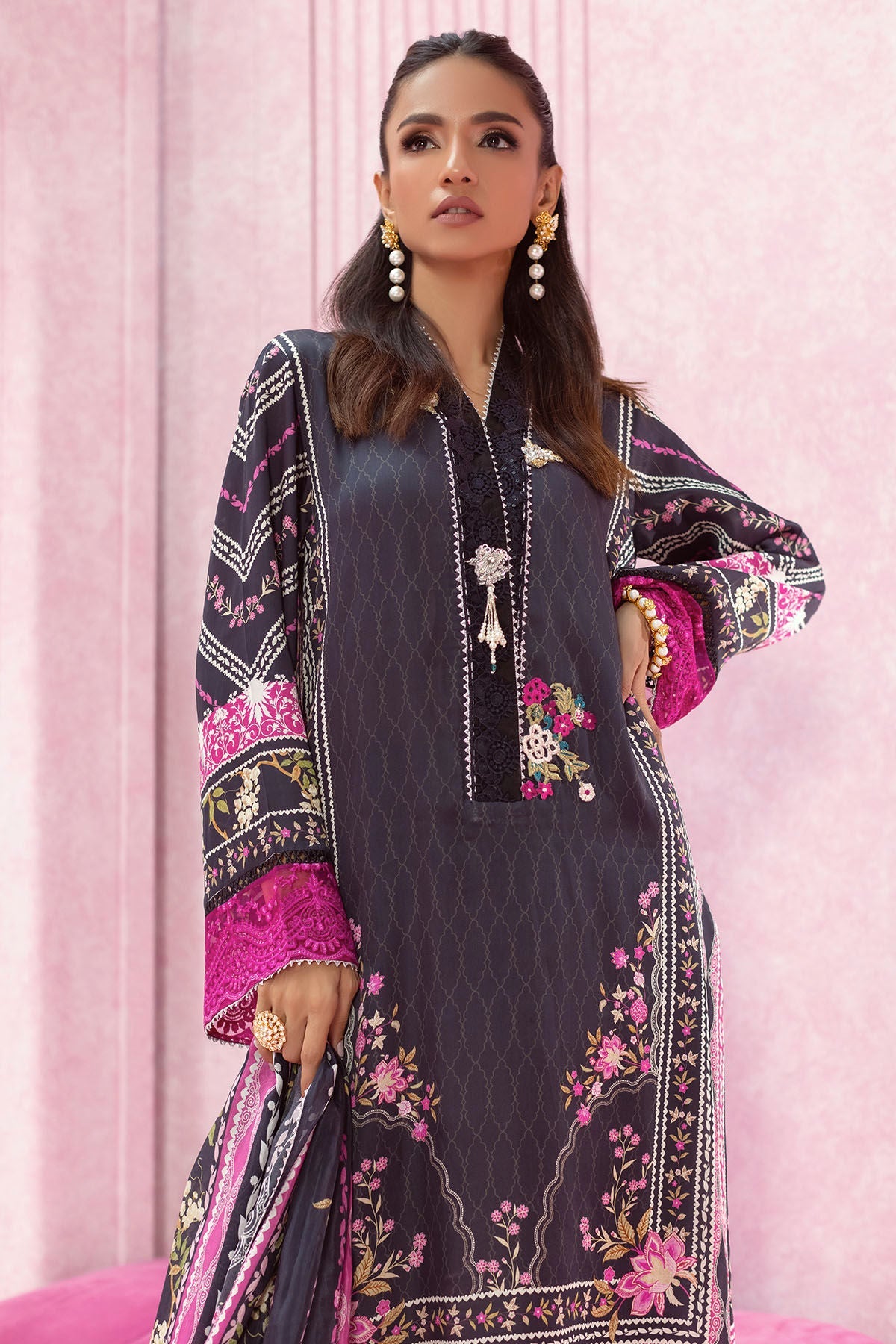 Annus Abrar | Luxe Silk Pret | MARIE