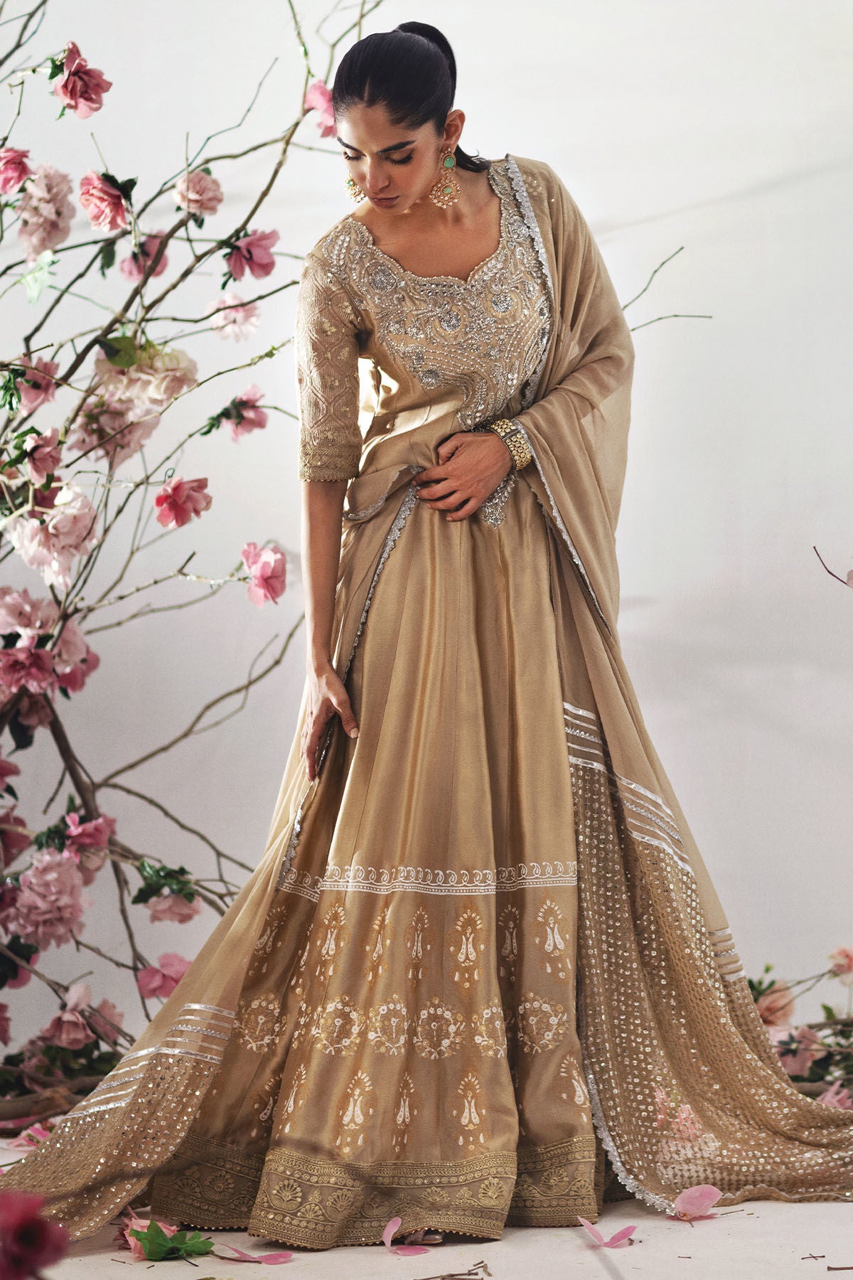 Annus Abrar | Festive Formal | Khumar Kalidar (Kalidar and Dupatta)