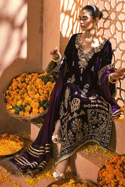 Annus Abrar | Mirha Winter Velour | Zolia (Shirt and Pants)