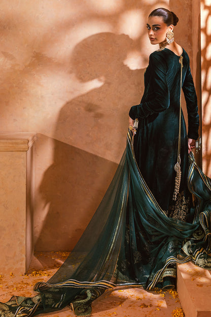Annus Abrar | Mirha Winter Velour | Nirma Kalidar (Kalidar, Pants and Dupatta)