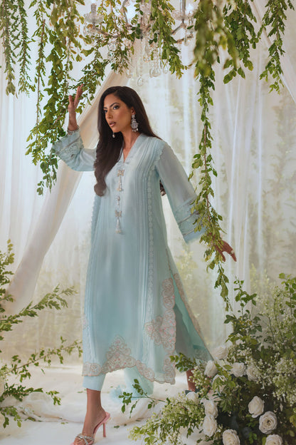 Annus Abrar | Lumi Eid Edit | Sabreen (Shirt and Pants)