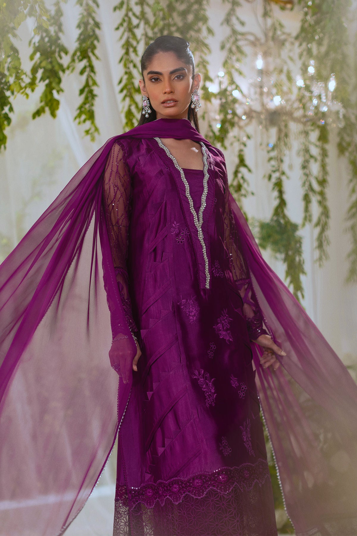 Annus Abrar | Lumi Eid Edit | Thamina (Shirt and Pants)
