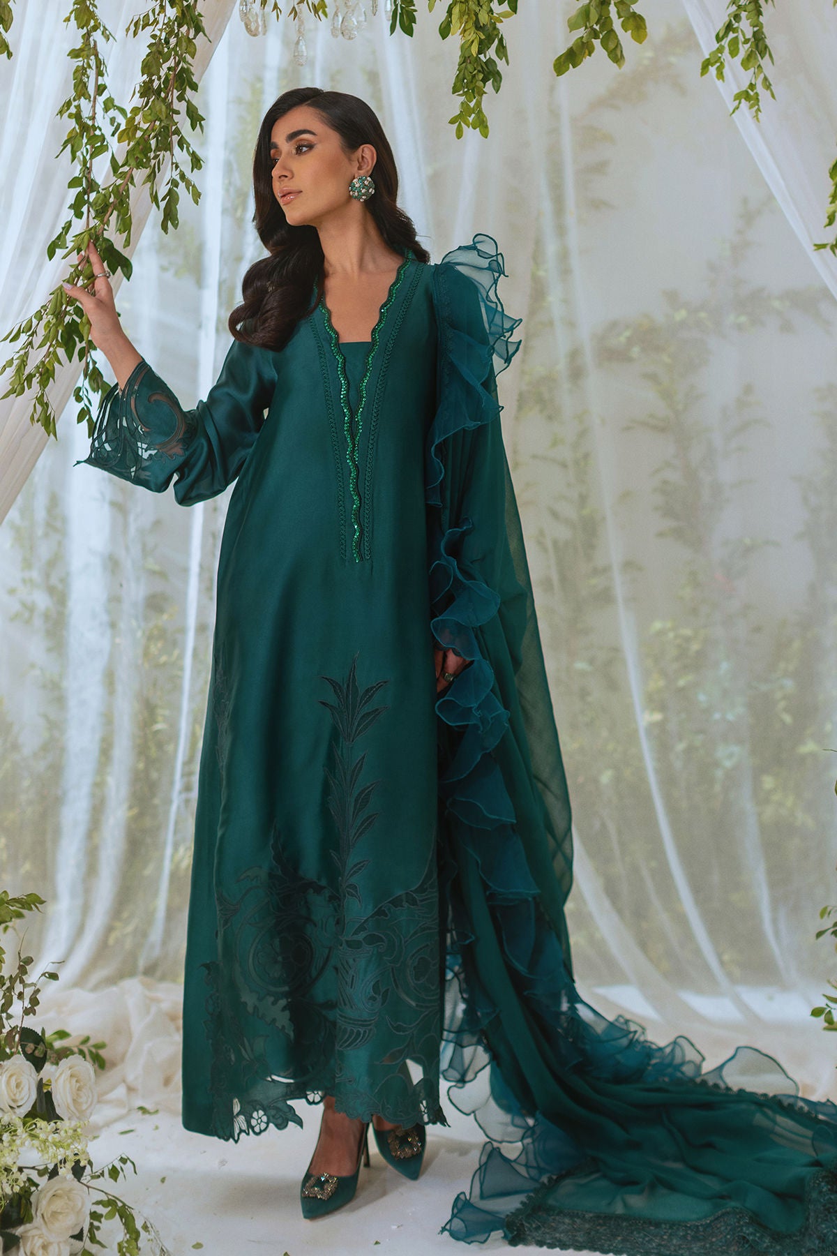 Annus Abrar | Lumi Eid Edit | Elsa (Shirt and Pants)