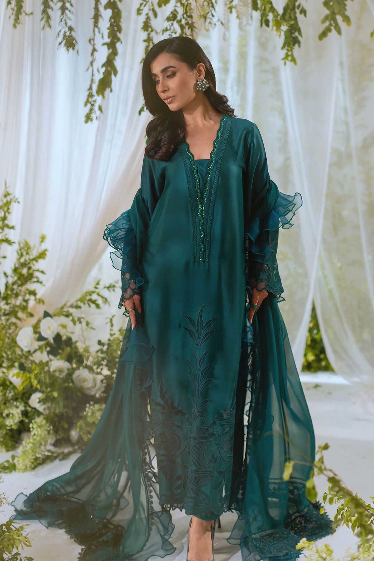 Annus Abrar | Lumi Eid Edit | Elsa (Shirt and Pants)