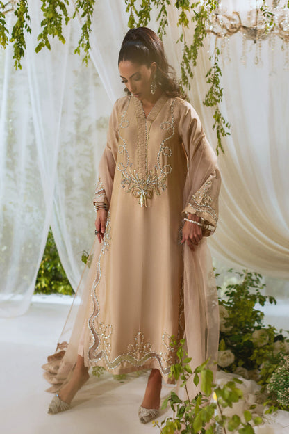 Annus Abrar | Lumi Eid Edit| Amalina Sand (Shirt and Pants)