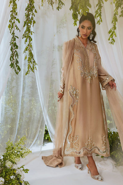 Annus Abrar | Lumi Eid Edit| Amalina Sand (Shirt and Pants)