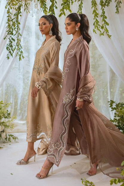 Annus Abrar | Lumi Eid Edit| Amalina Sand (Shirt and Pants)