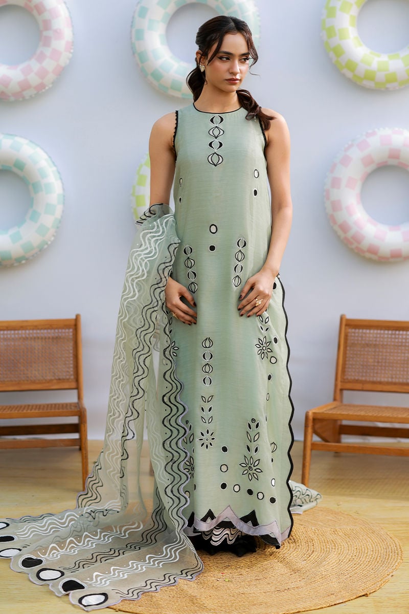 Ansab Jahangir | The Girls Eid Luxury Pret 26 | Posy