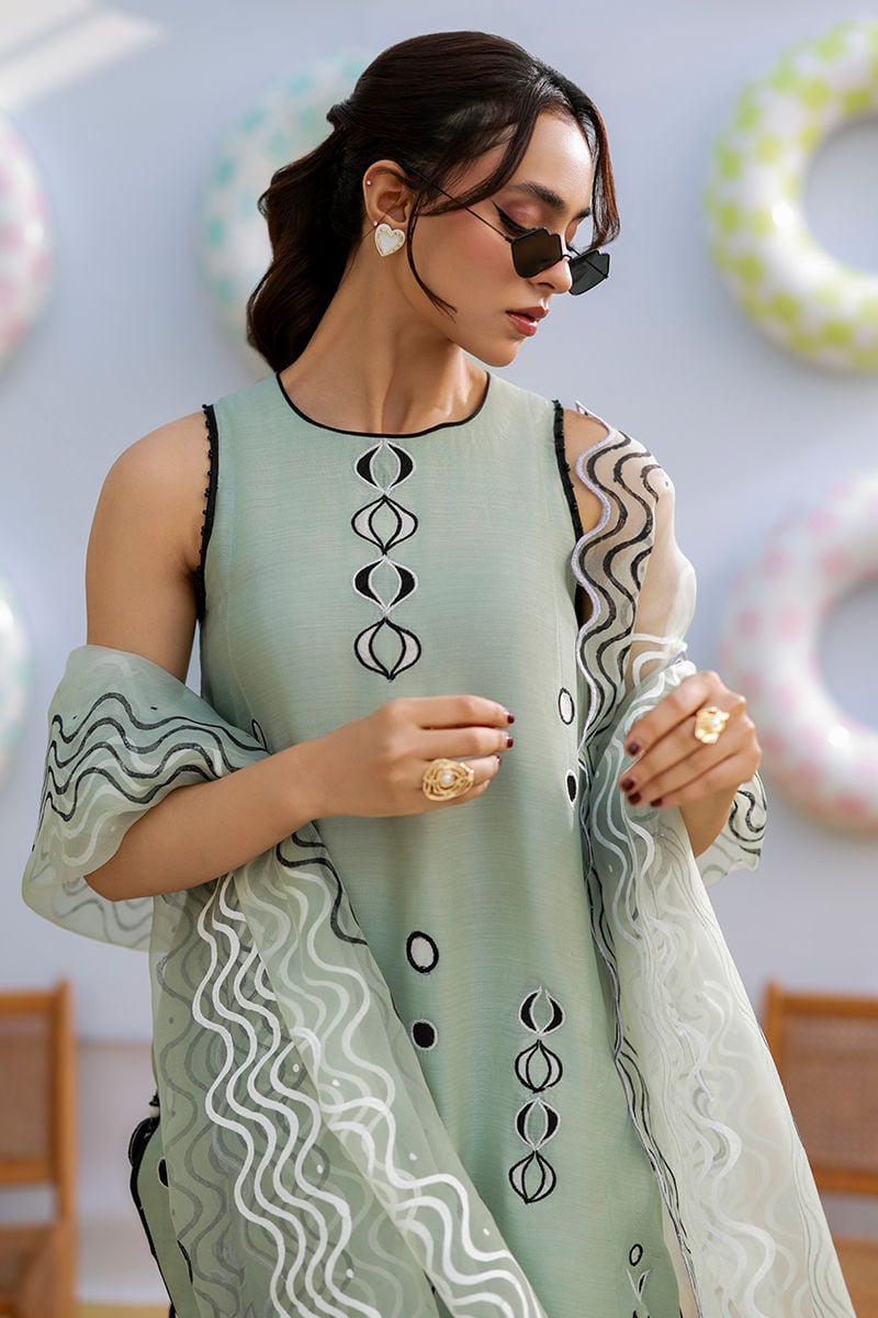 Ansab Jahangir | The Girls Eid Luxury Pret 26 | Posy