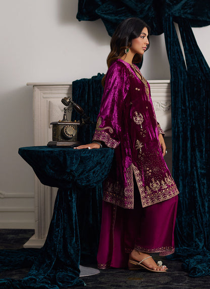 Farah Talib Aziz | Velvets The After Party | EMILI VELVET SHIRT AND DUPATTA