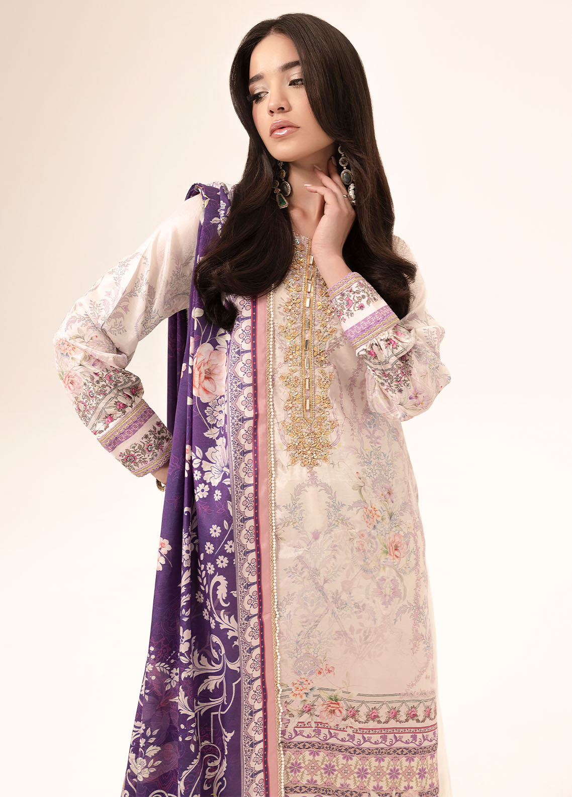 Sahane | Suay Silk Handwork Edit | CT-15003 KAIA - SUAY - House Of Anaya