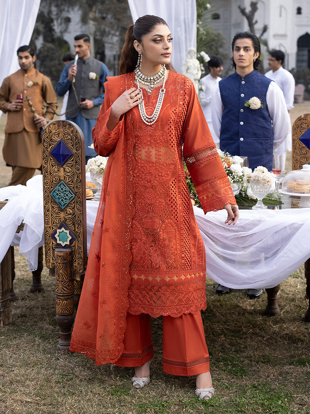 Mahnur | Mahrukh Luxury Lawn 24 | IRIS - House Of Anaya