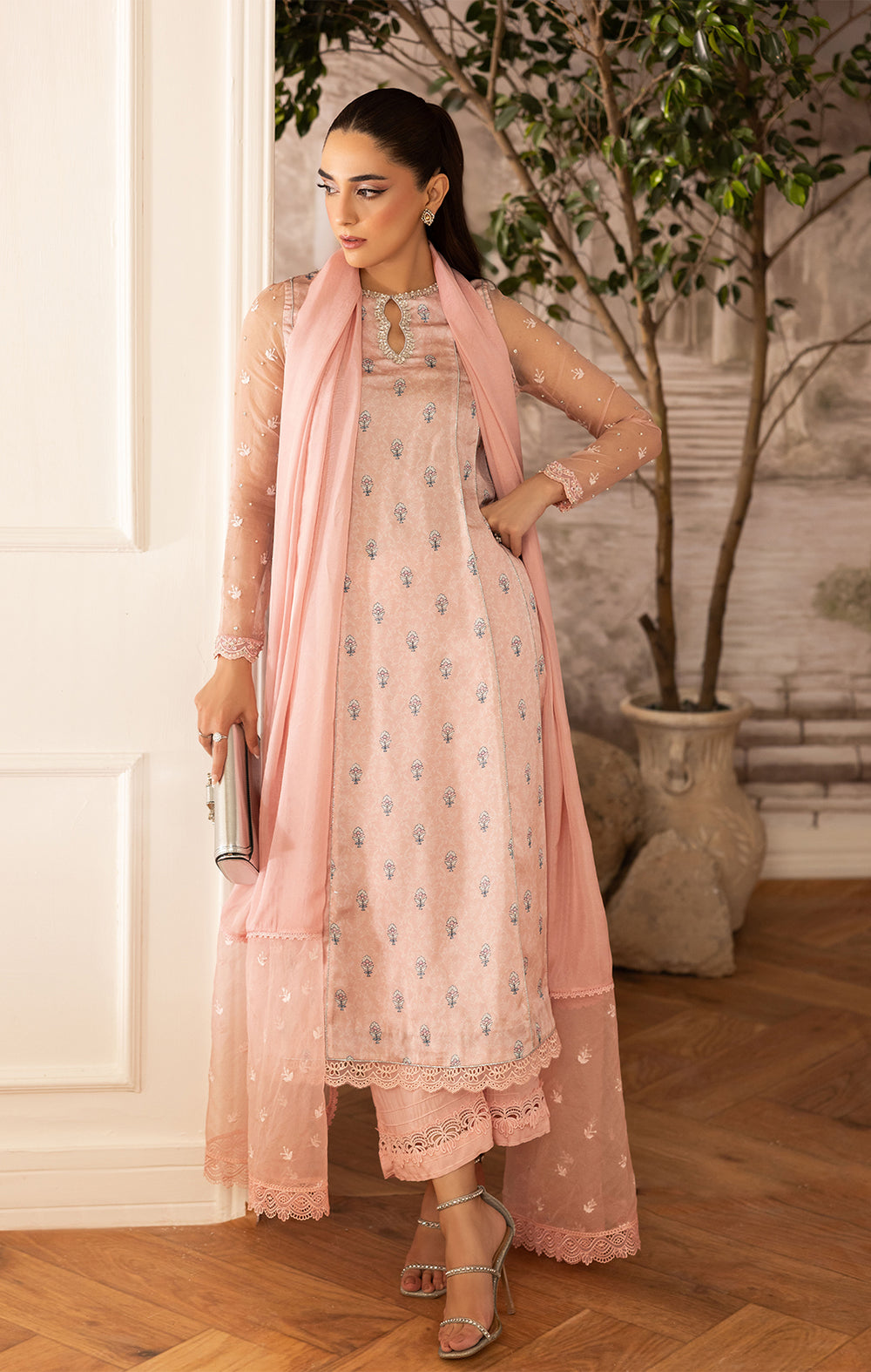 Maya | Eloura Silk Pret 25 |LUNARA