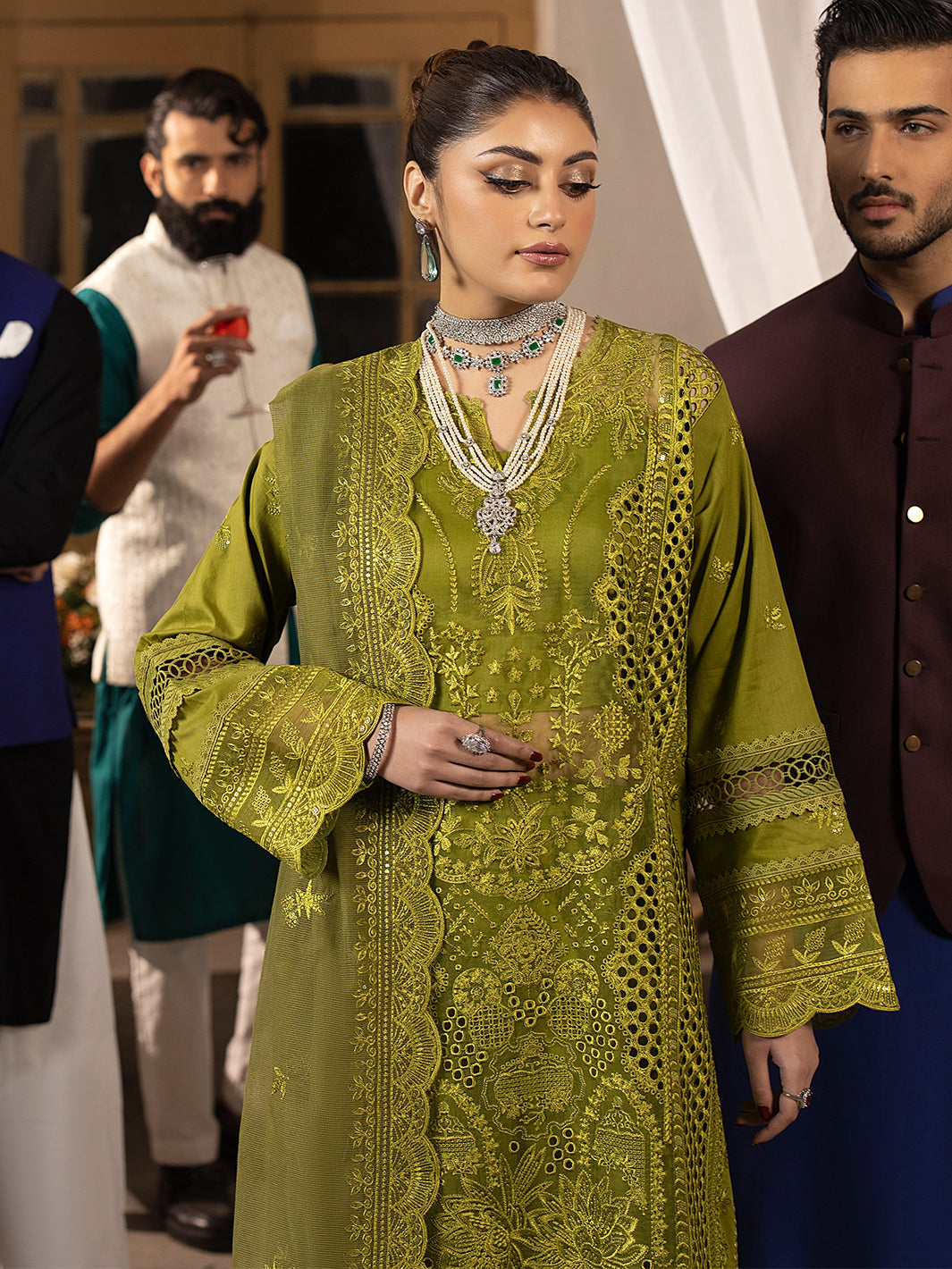 Mahnur | Mahrukh Luxury Lawn 24 | MALVA - House Of Anaya