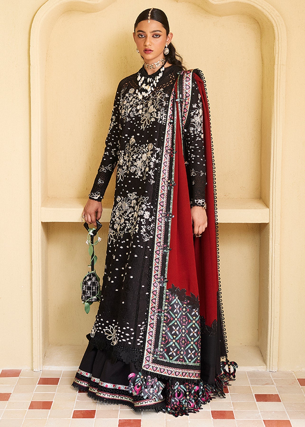 Suffuse | Luxury Lawn 25 | KIRAN