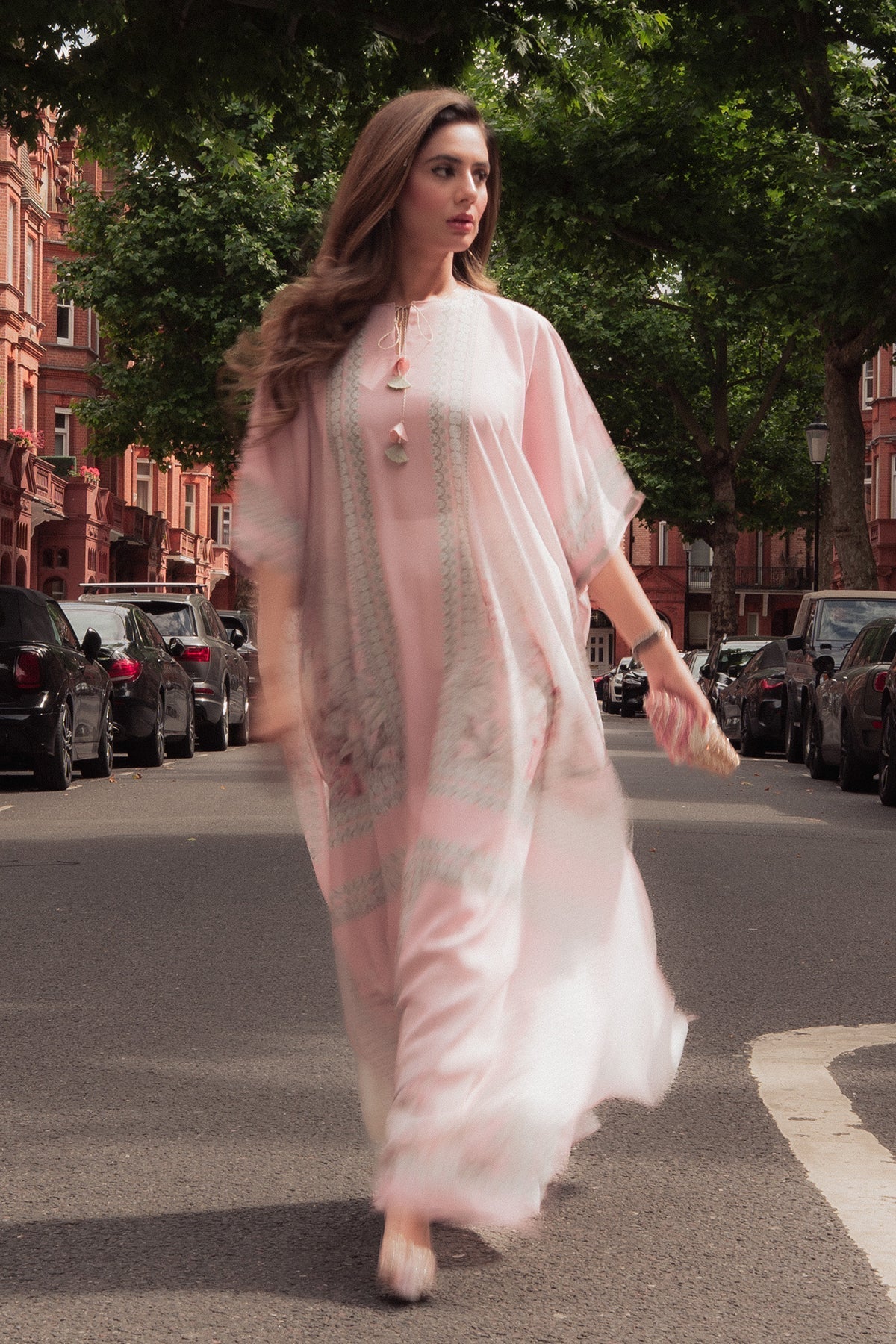 Erum Khan I Kaftan Edit I Fuchsia Fire