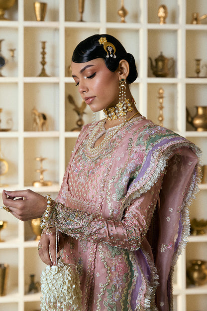 Suffuse | Freeshia Wedding Formals | ISRANA