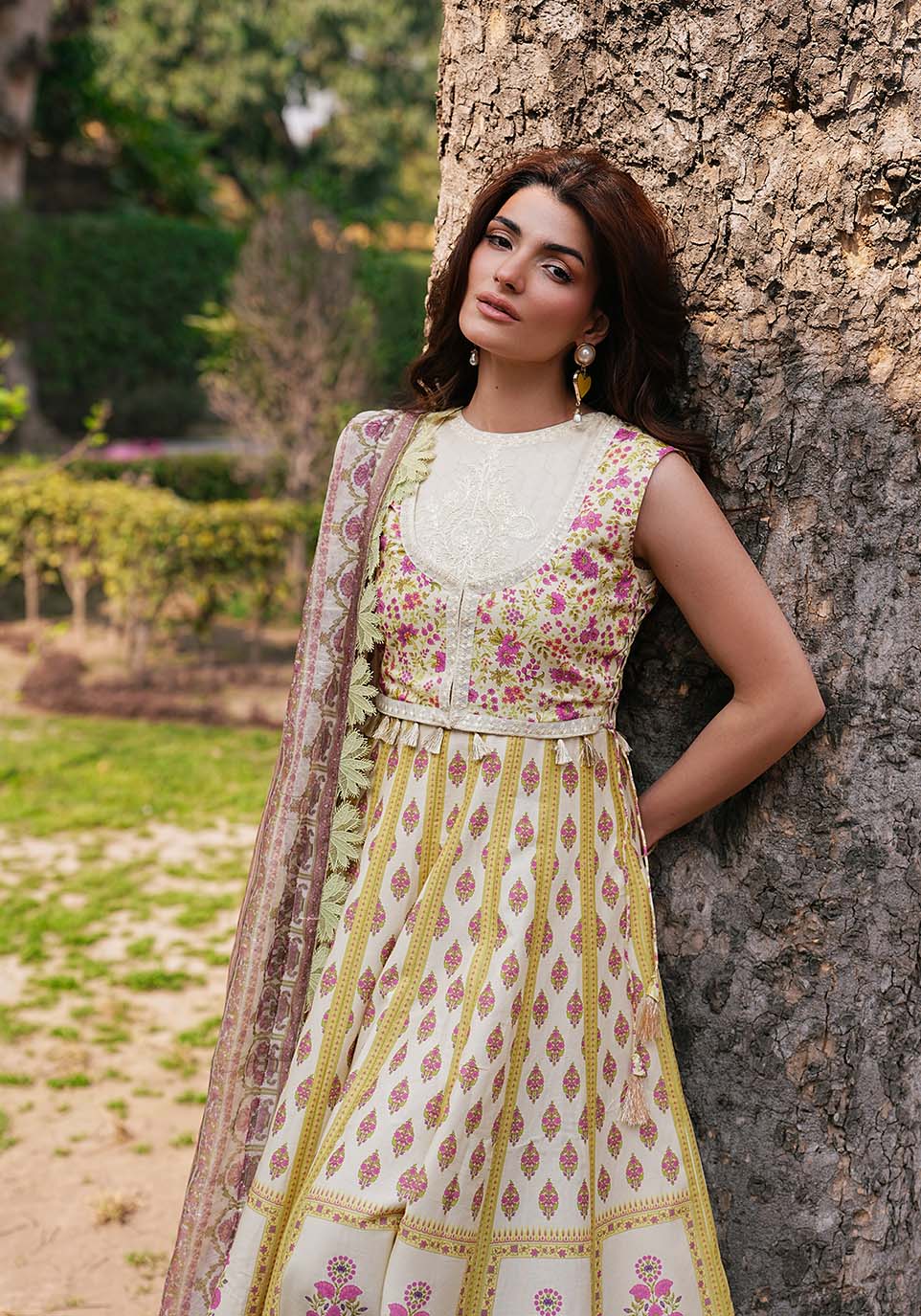 Zarqash | Luxe Lawn 26 | ZQL0013
