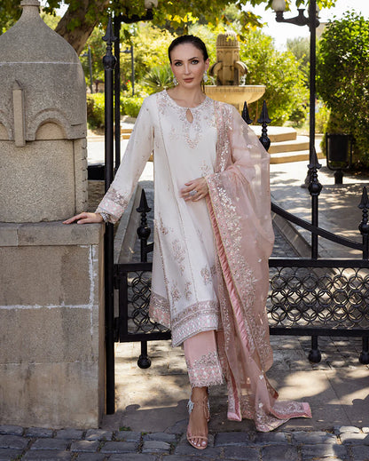 Mushq | Celestine The Silk Saga'25 | Astrid Bloom