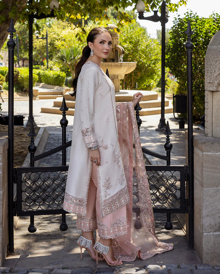 Mushq | Celestine The Silk Saga'25 | Astrid Bloom