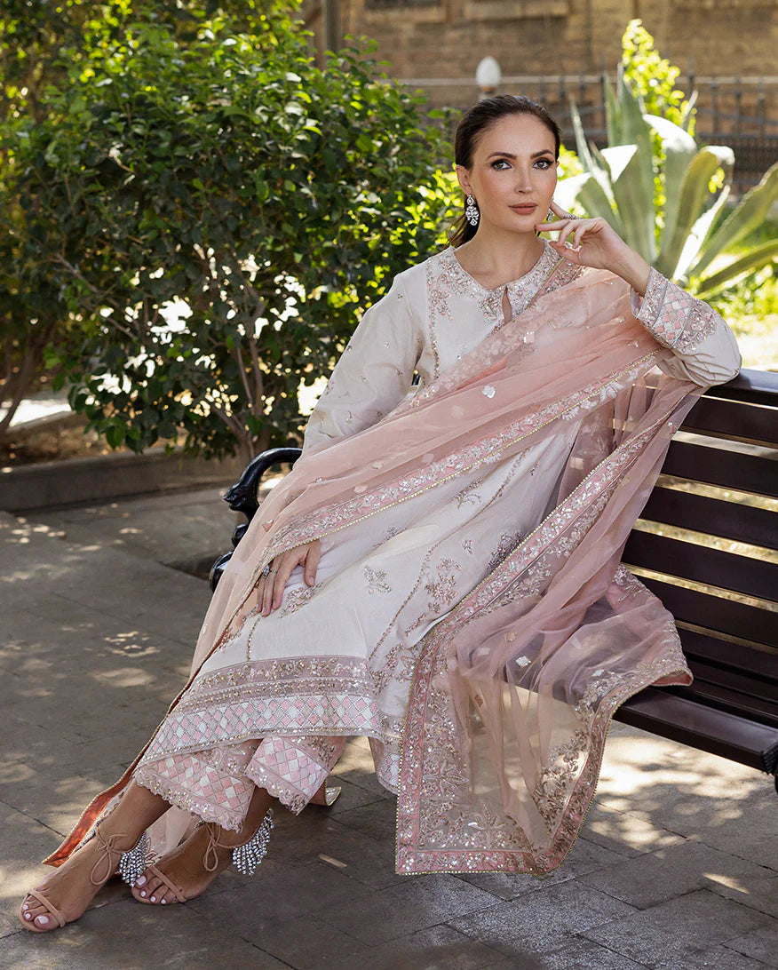Mushq | Celestine The Silk Saga'25 | Astrid Bloom