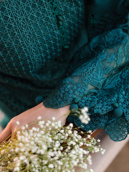 Faiza Faisal | Marine Luxury Lawn 25 | SOPHIA