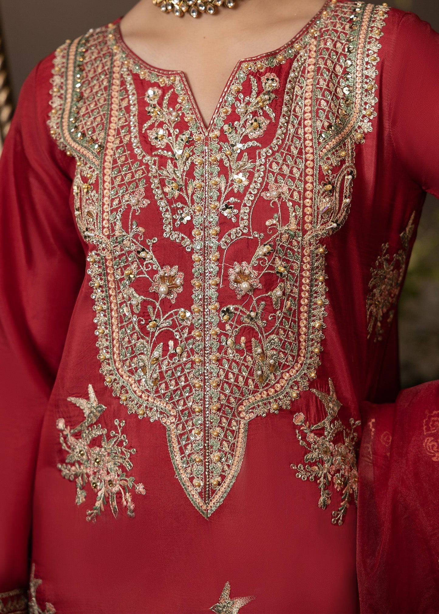 Shurooq | Garden of Dream | Crimson