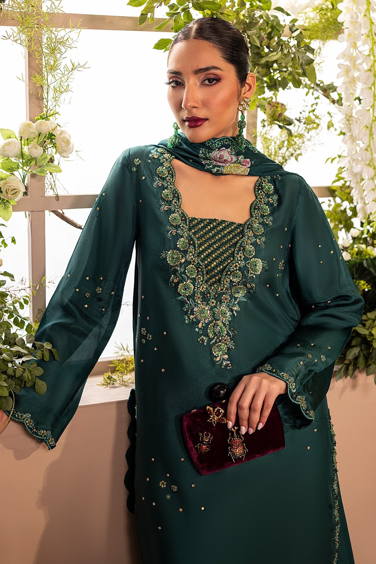 Mina Kashif | Loona Lawn 25 | Zircon