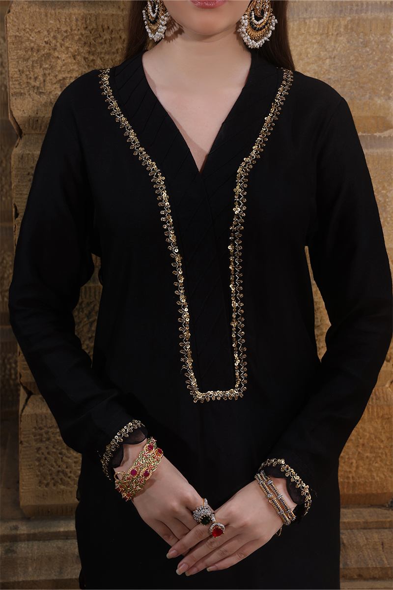Mona Imran | Dilzaib Formals | Janan - House Of Anaya