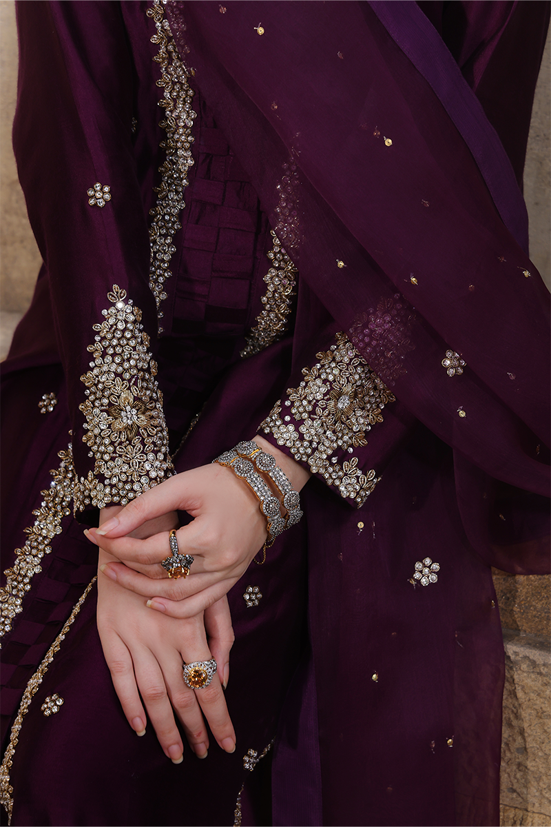 Mona Imran | Dilzaib Formals | Haya - House Of Anaya