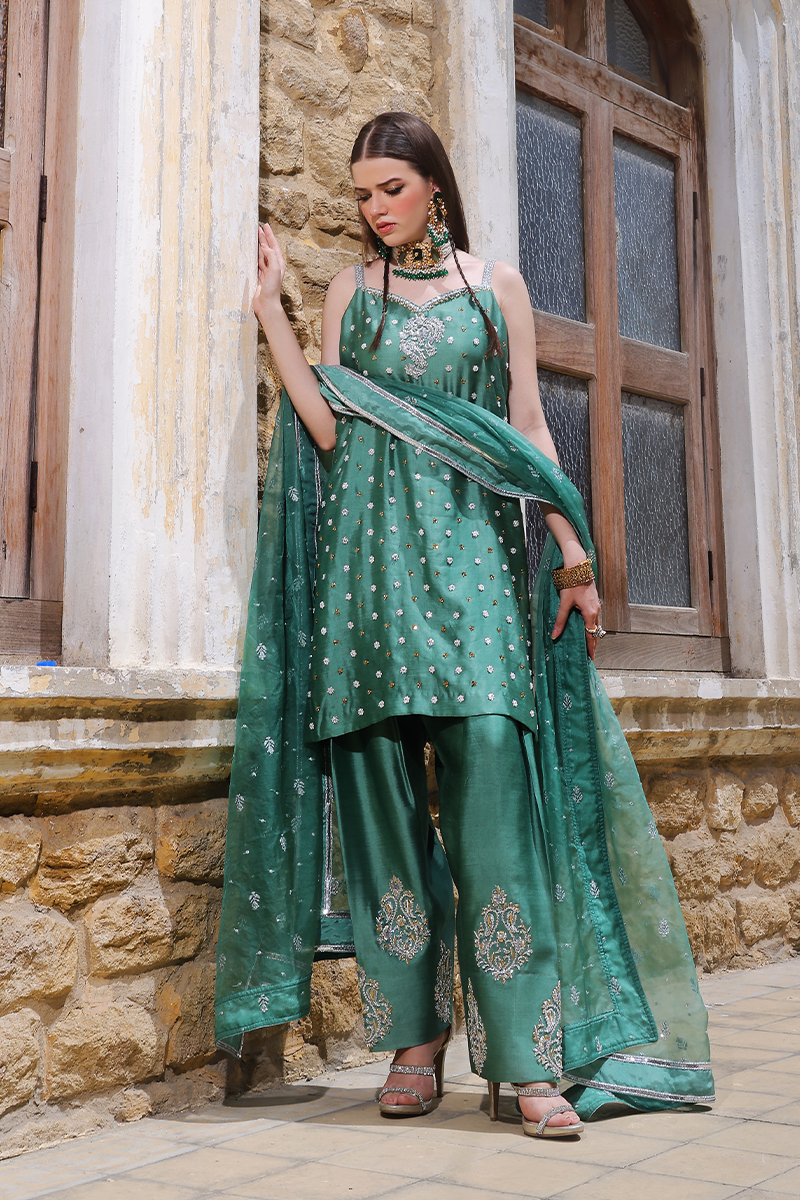 Mona Imran | Dilzaib Formals | Romesa - House Of Anaya