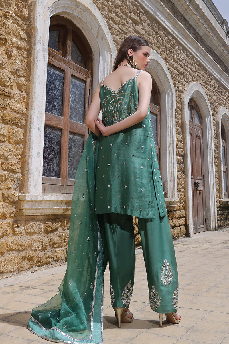 Mona Imran | Dilzaib Formals | Romesa - House Of Anaya