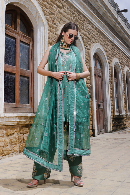 Mona Imran | Dilzaib Formals | Romesa - House Of Anaya