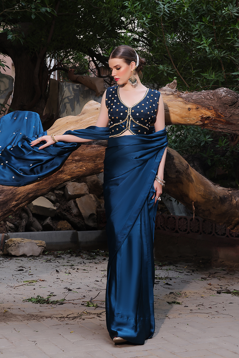 Mona Imran | Dilzaib Formals | Kashmala - House Of Anaya